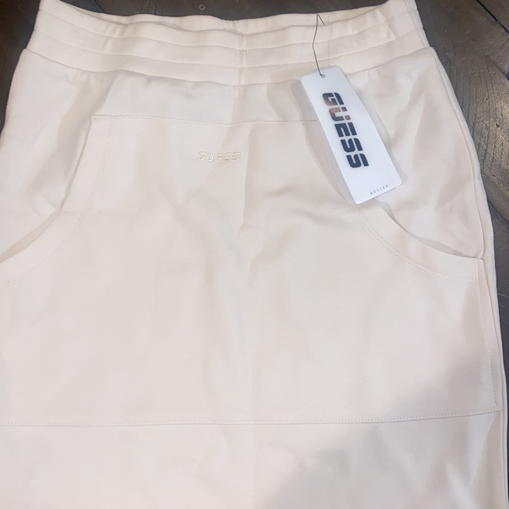 Guess skirt